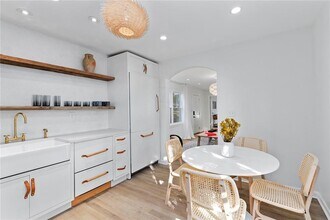 716 Stokeswood Ave SE in Atlanta, GA - Building Photo - Building Photo