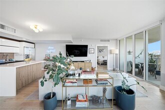 2155 Washington Ct in Miami Beach, FL - Building Photo - Building Photo