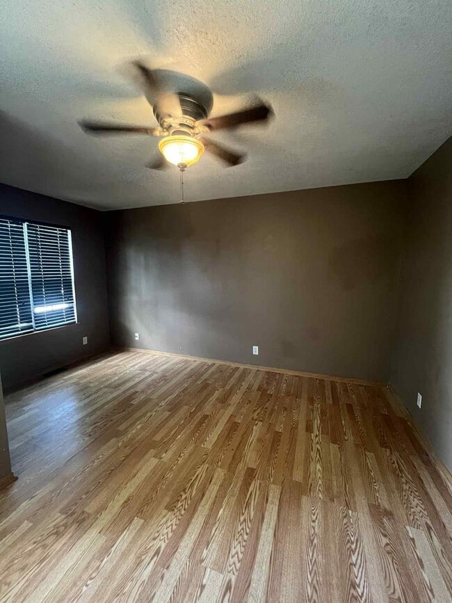 803 S Monroe Ave in Joplin, MO - Building Photo - Building Photo