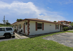 1630 N Dixie Hwy in Fort Lauderdale, FL - Building Photo - Building Photo