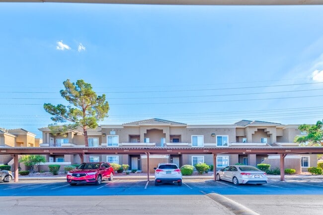 property at 8070 W Russell Rd