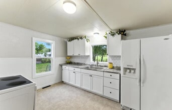 205 N Chicago St in Salina, KS - Building Photo - Building Photo