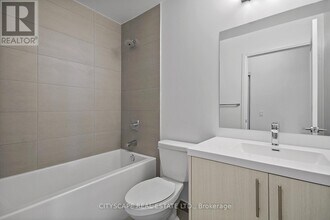 286 Main St in Toronto, ON - Building Photo - Building Photo