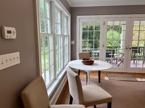 120 Merwins Ln in Fairfield, CT - Building Photo - Building Photo