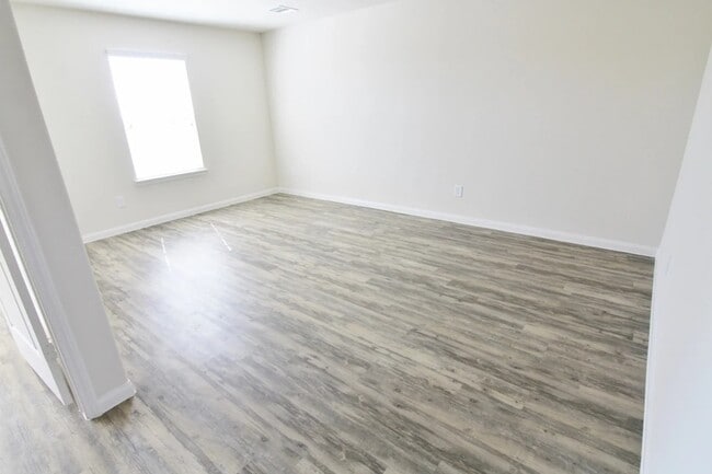 property at 18218 Bethany Manor Ct