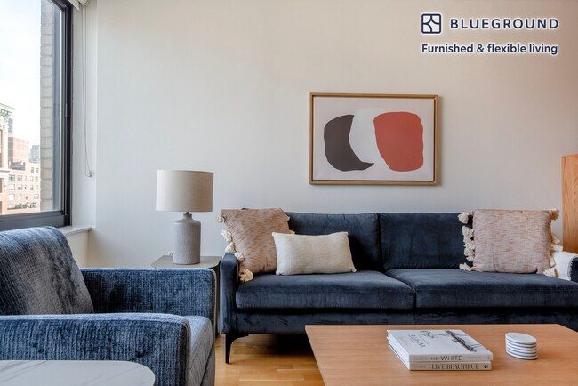 180 W 20th St in New York, NY - Building Photo - Building Photo