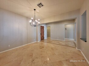 2 Kittansett Loop in Henderson, NV - Building Photo - Building Photo