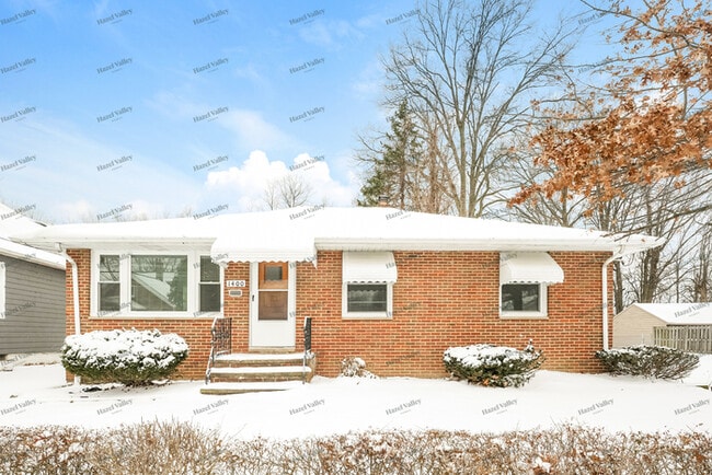 property at 1400 Francis Ct