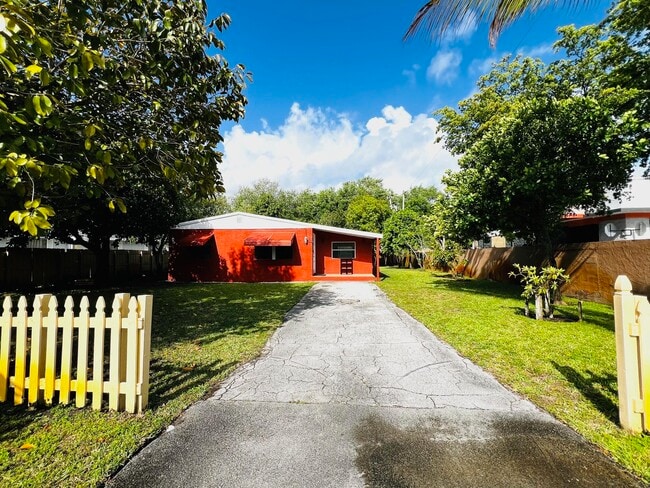 14791 Whatley Rd in Delray Beach, FL - Building Photo - Building Photo