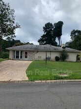 302 Avenida Dr in Haughton, LA - Building Photo - Building Photo