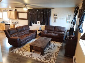 470 Topaz Rd, Unit c in Belgrade, MT - Building Photo - Building Photo