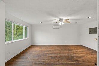 126 S 7th St in Mccleary, WA - Building Photo - Building Photo