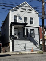 189 Garfield Ave in Jersey City, NJ - Building Photo