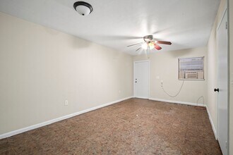 322 Louise Ave in Ft. Myers, FL - Building Photo - Building Photo