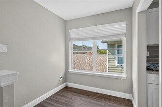 408 Fulton St in Denton, TX - Building Photo - Building Photo