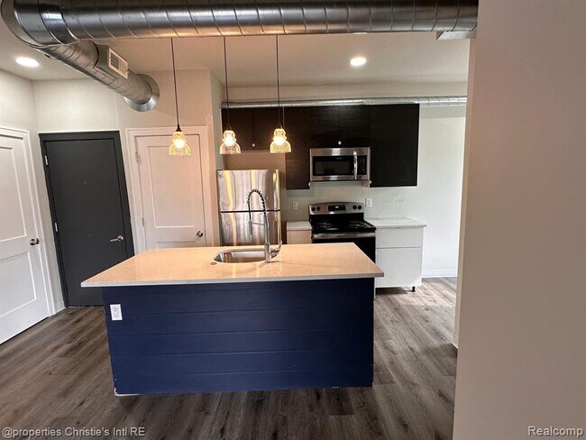 5918 St Antoine in Detroit, MI - Building Photo - Building Photo