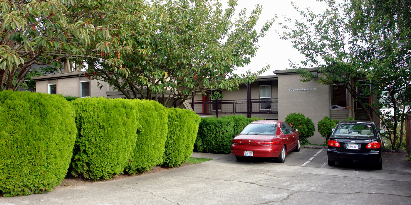 608 W Emerson St in Seattle, WA - Foto de edificio