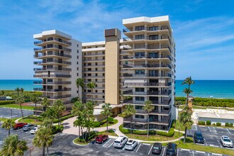Sea Winds Condominium in Jensen Beach, FL - Building Photo - Building Photo
