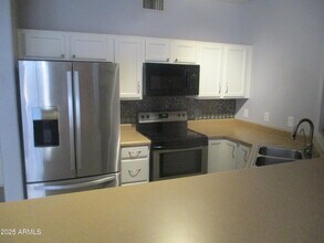 2165 N San Vincente Dr in Chandler, AZ - Building Photo - Building Photo