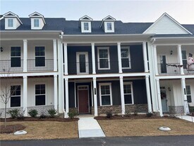 2554 Harbor Rdg Pass in Gainesville, GA - Building Photo