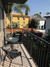 610 Indiana Ave, Unit 618 Indiana Ave #3 in Venice, CA - Building Photo - Building Photo