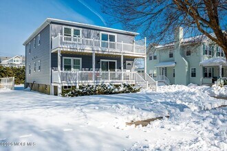 212 10th Ave in Belmar, NJ - Building Photo - Building Photo