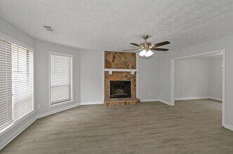 1250 Della Way in Lawrenceville, GA - Building Photo - Building Photo