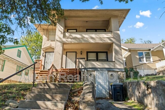 5342 Park Ave in Kansas City, MO - Foto de edificio - Building Photo