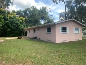1407 E Howry Ave in DeLand, FL - Building Photo - Building Photo