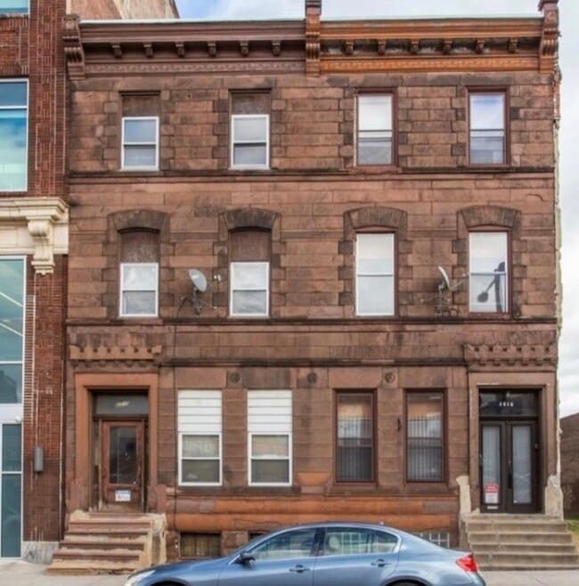 2217 N Broad St, Unit 2 in Philadelphia, PA - Foto de edificio - Building Photo