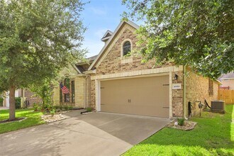 16935 Lake Arlington Ln in Houston, TX - Building Photo - Building Photo
