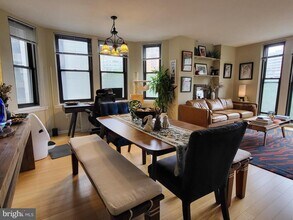 135 S 19th St in Philadelphia, PA - Building Photo - Building Photo