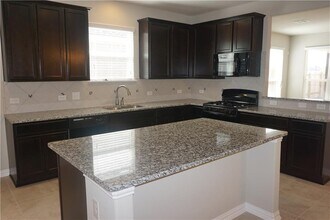 1021 Swan Flower St in Leander, TX - Building Photo - Building Photo