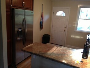 1 Terrace St, Unit A6 in Boston, MA - Foto de edificio - Building Photo