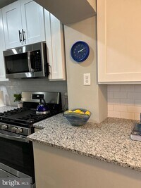 2549 Shields St photo'