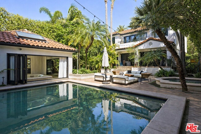 property at 1041 Orlando Ave