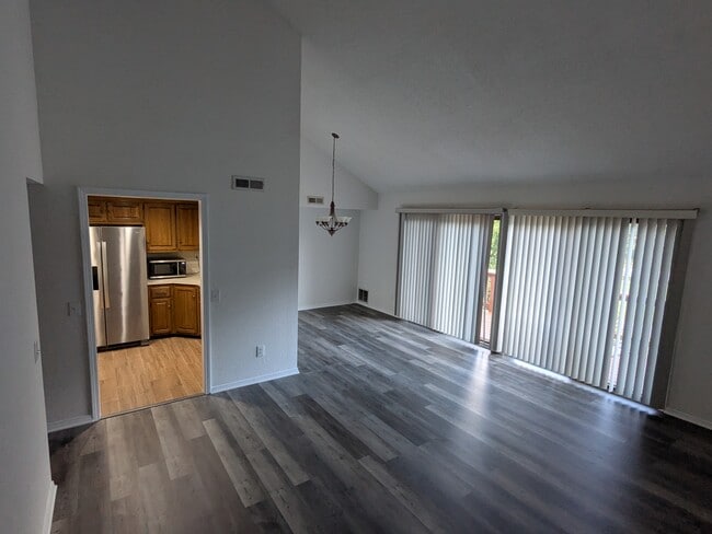 24 Melinda Ln in Bella Vista, AR - Building Photo - Building Photo