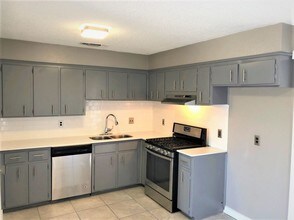 2405 Parker Cir in Georgetown, TX - Building Photo - Building Photo