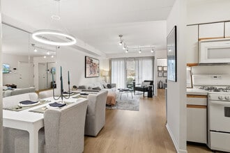 Park Place One Apartments in Philadelphia, PA - Foto de edificio - Building Photo