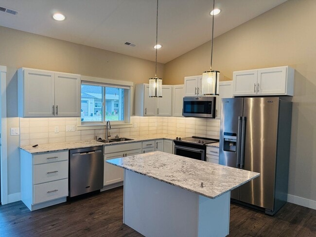 6329 Absaloka Ln in Billings, MT - Building Photo - Building Photo