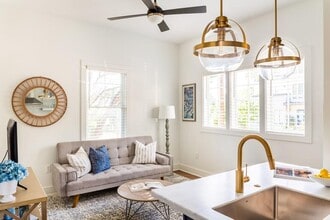 538 Winton Terrace NE in Atlanta, GA - Foto de edificio - Building Photo