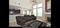 6118 Miramont Dr in Rosenberg, TX - Foto de edificio - Building Photo