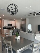 5649 Mentmore Dr in Riviera Beach, FL - Building Photo