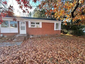 502 Spring Ave in Spring Lake, NC - Foto de edificio - Building Photo