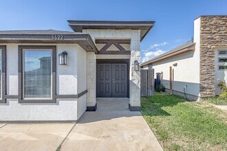 3622 Octavia Dr in Laredo, TX - Building Photo - Building Photo