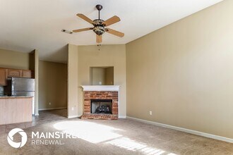 1393 Marhill Cove in Cordova, TN - Foto de edificio - Building Photo