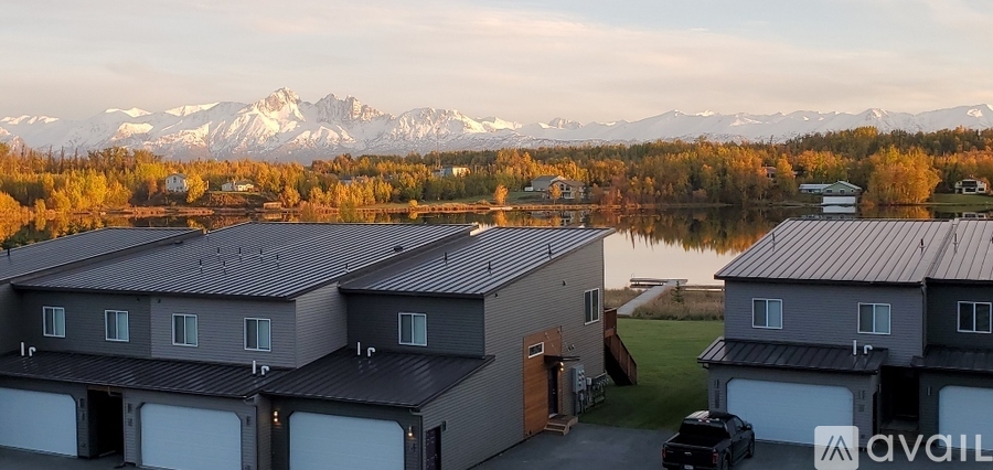 2975 E Palmdale Dr in Wasilla, AK - Building Photo
