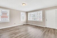 1390 Richard Rd photo'