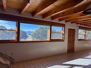 5 Oriente Ct in Santa Fe, NM - Building Photo - Building Photo