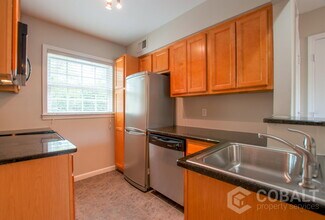 190 Kirkwood Rd NE in Atlanta, GA - Building Photo - Building Photo